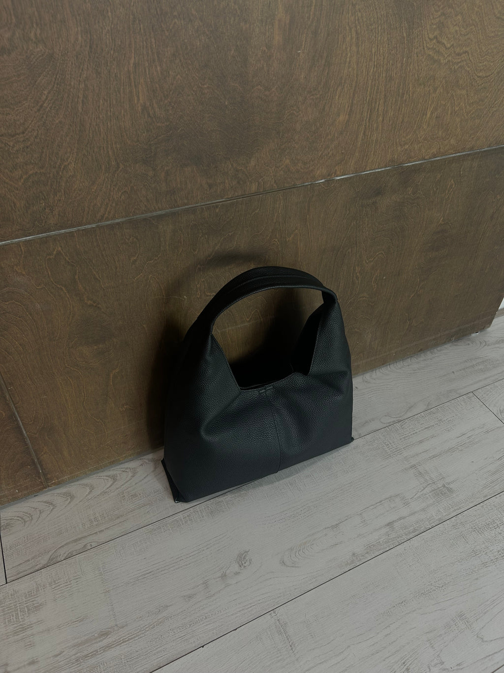 Daily HoBo - Cow Grains Leather