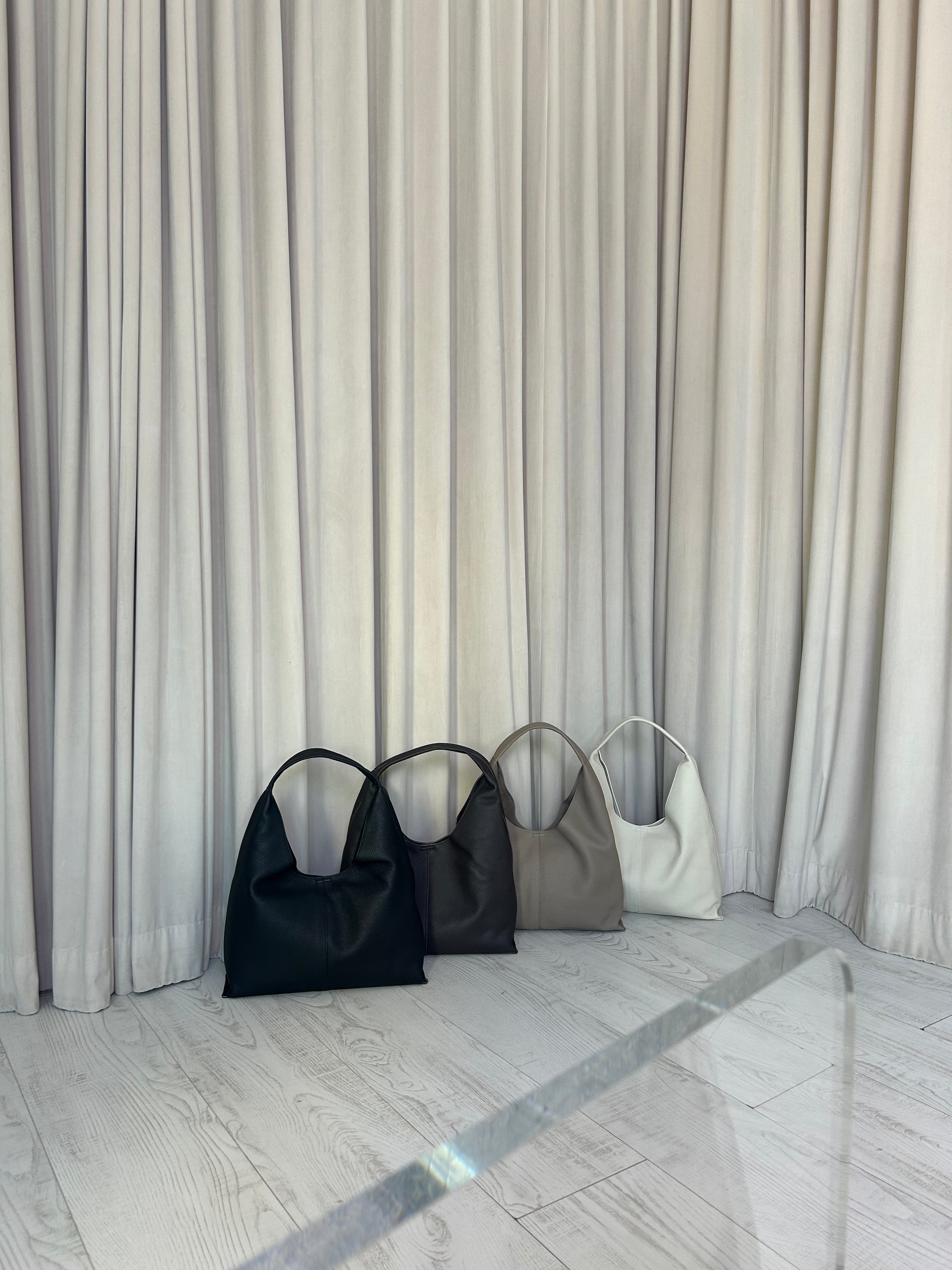 Daily HoBo - Cow Grains Leather