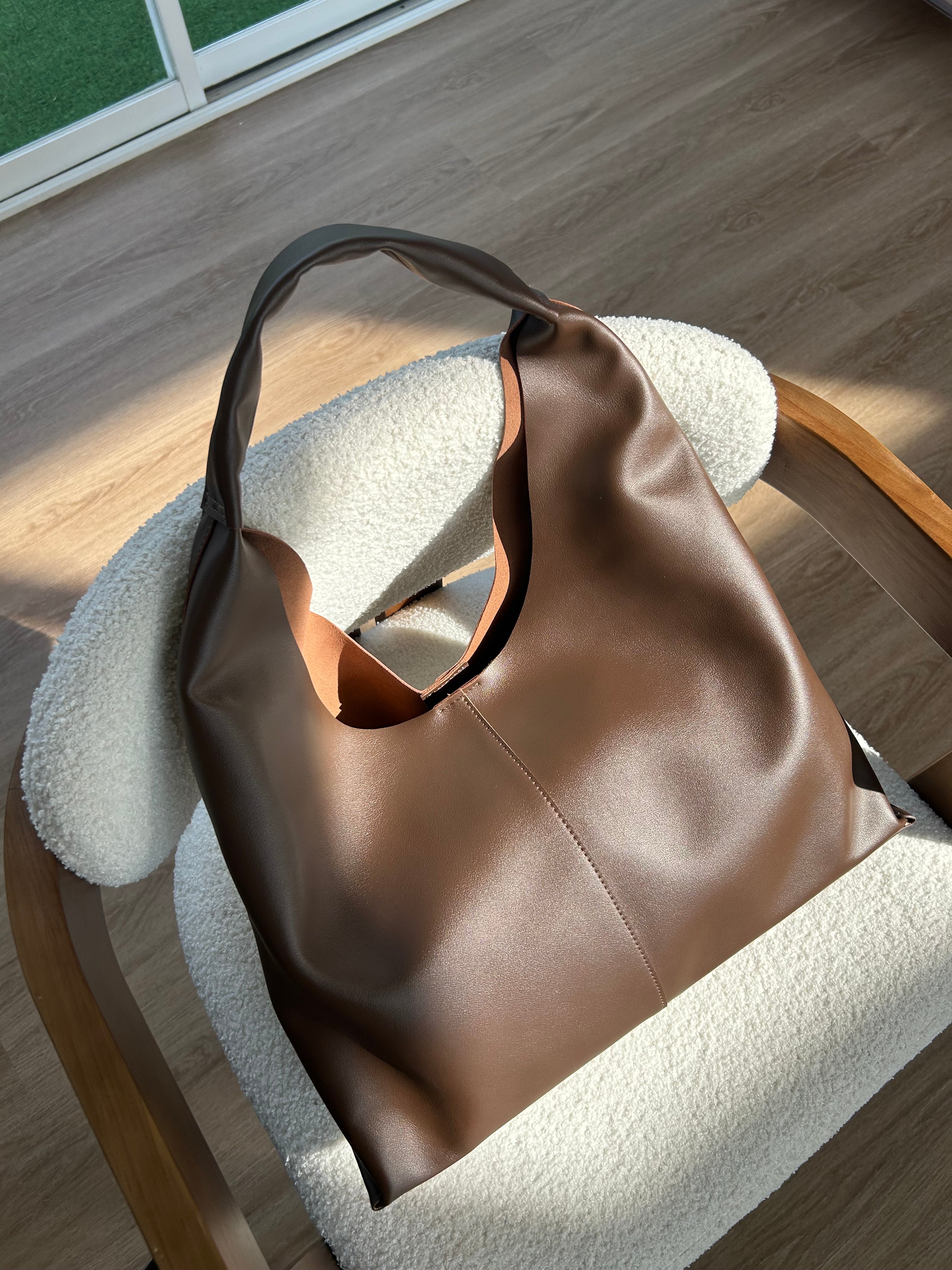 Daily HoBo - Split Cowhide Leather – Nari Mari