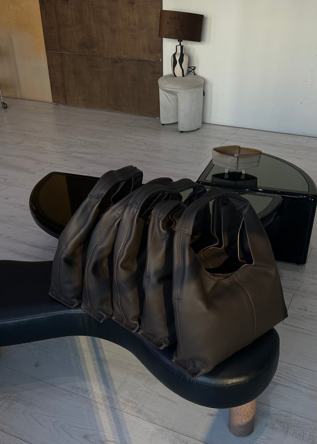 Daily HoBo - Cow Grains Leather